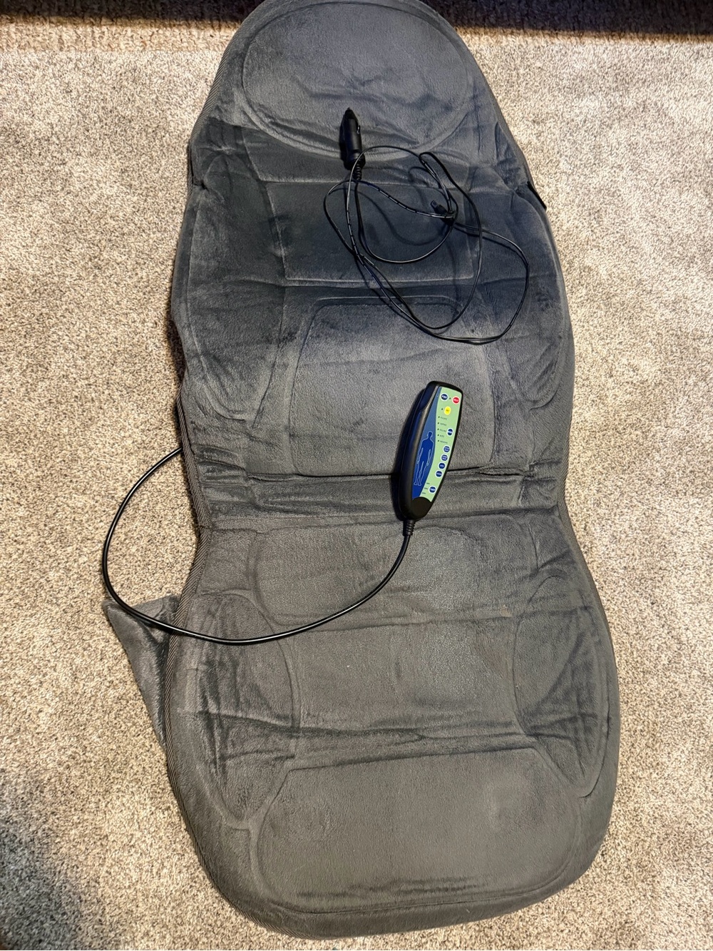 Black Massage and heated seat Cushion with Remote - original price 100$